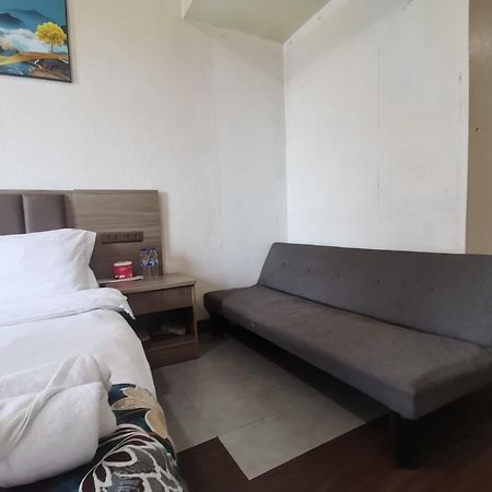 Passion Makati Aparthotel Makati City Bagian luar foto