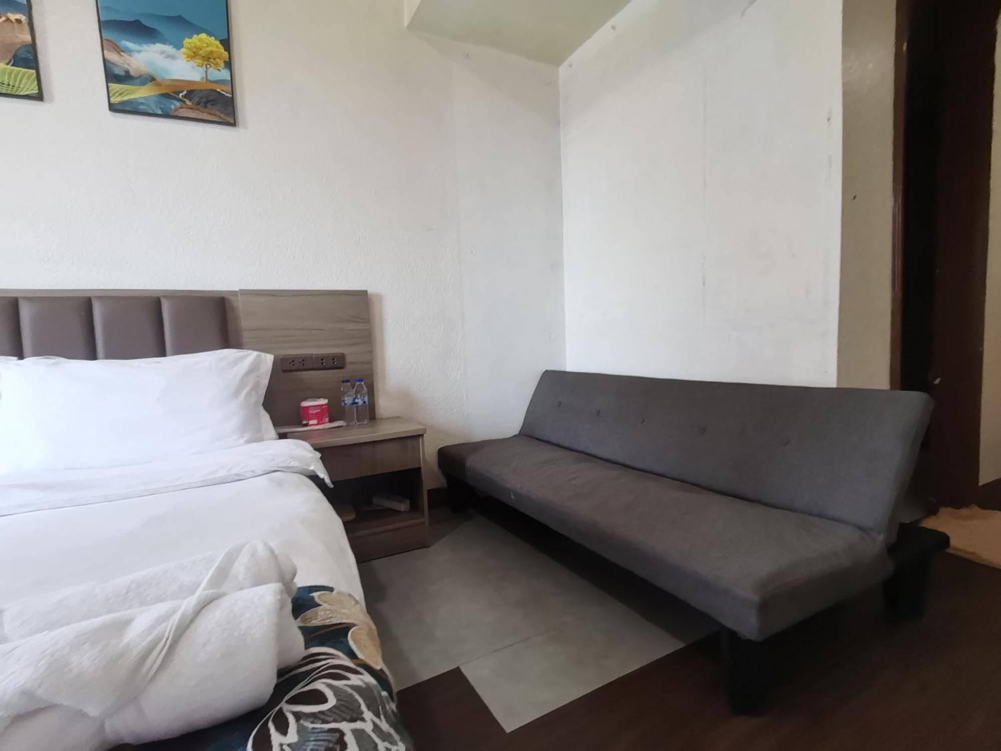 Passion Makati Aparthotel Makati City Bagian luar foto